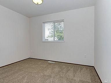 4th image of 11718 7th Ave SE