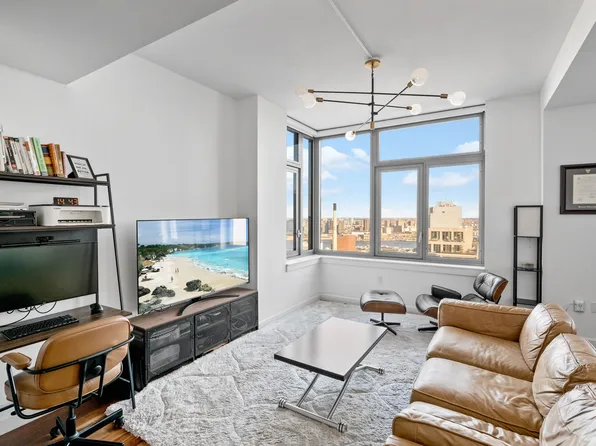 100 Jay Street image 1 of 17