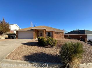 16 Chamisa Cv, Los Lunas, NM 87031