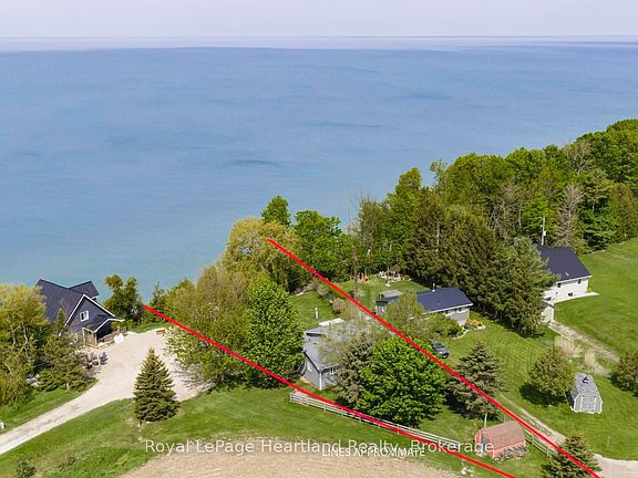 2nd image of 85375 Mackenzie Camp Rd N
