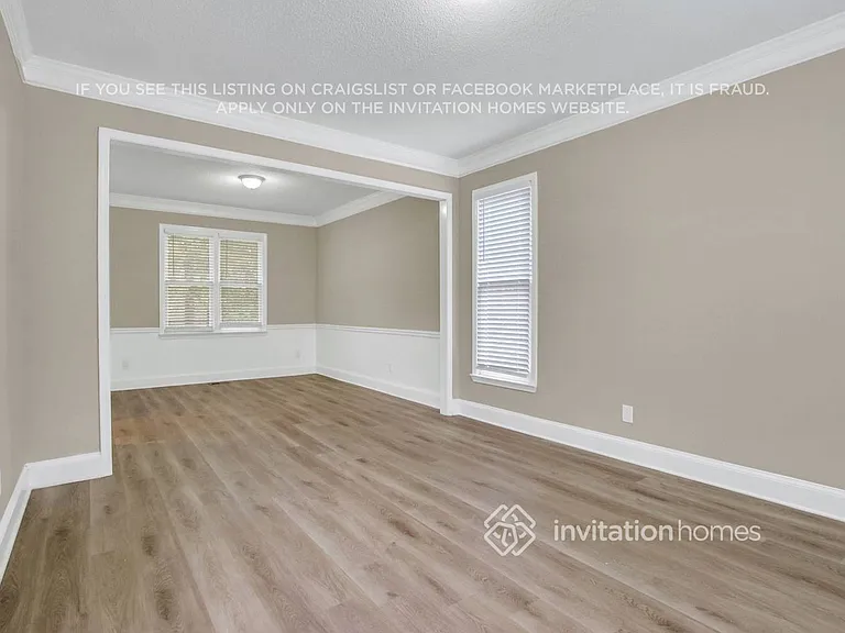 2719 McCoy Ave — Photo 3