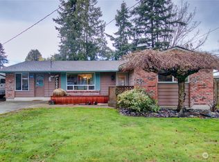 505 N Oak St, Burlington, WA