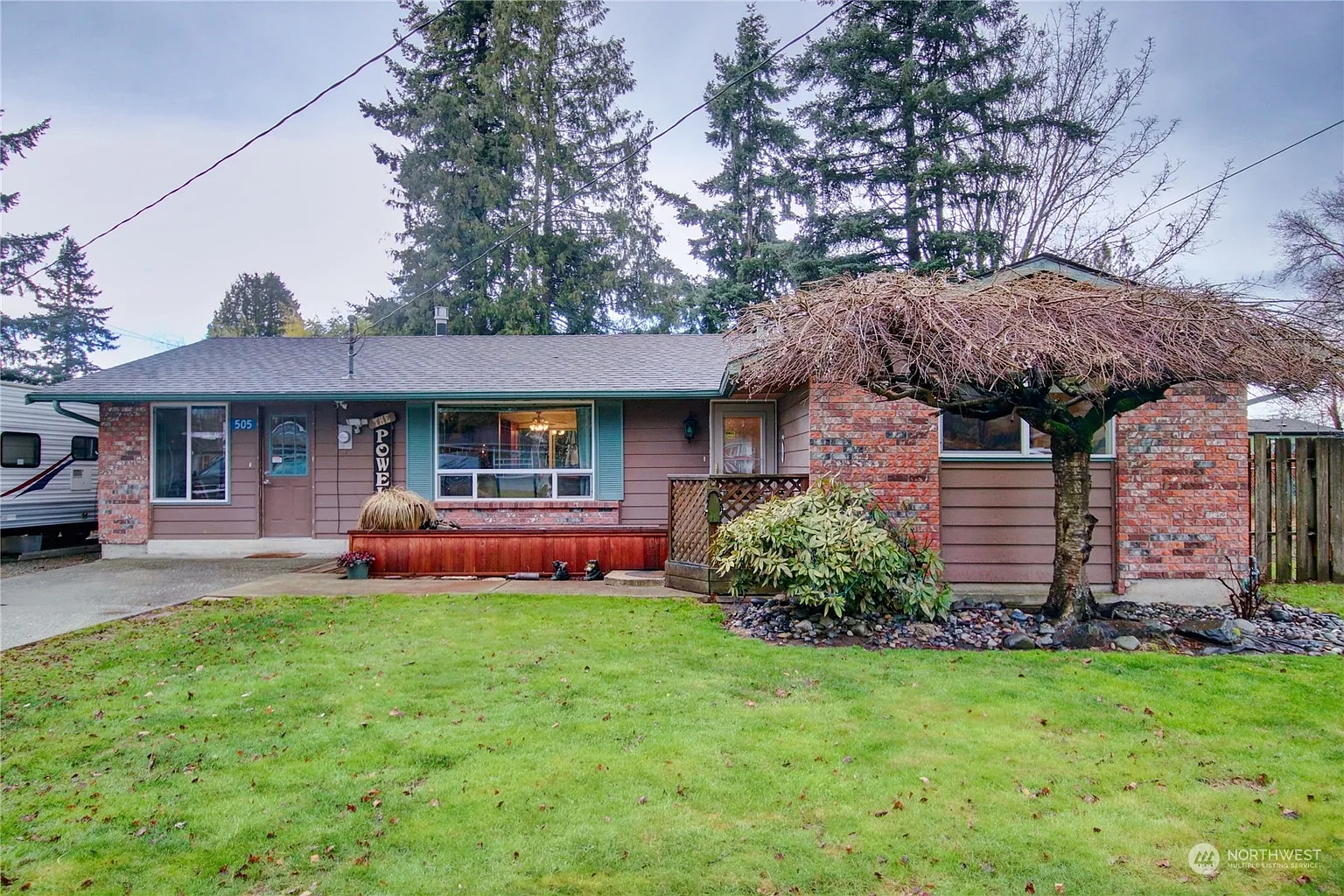 505 N Oak Street photo 1