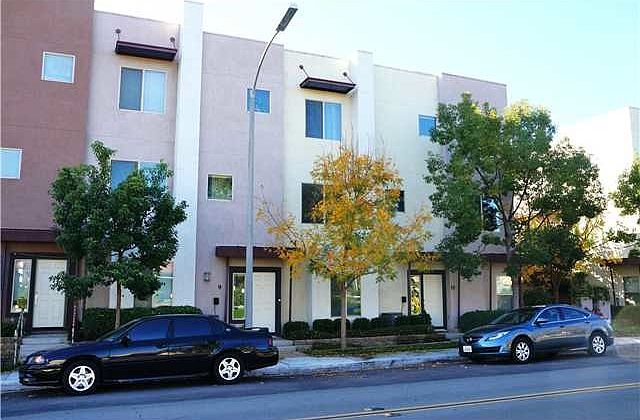 1st image of 325 Citracado Pkwy Unit 10