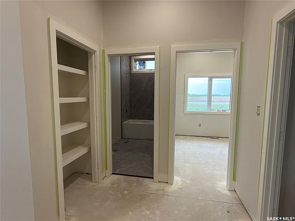 4th image of 812 Ballesteros CRESCENT