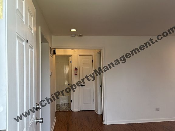 5th image of 460 Hoxie Ave Unit F