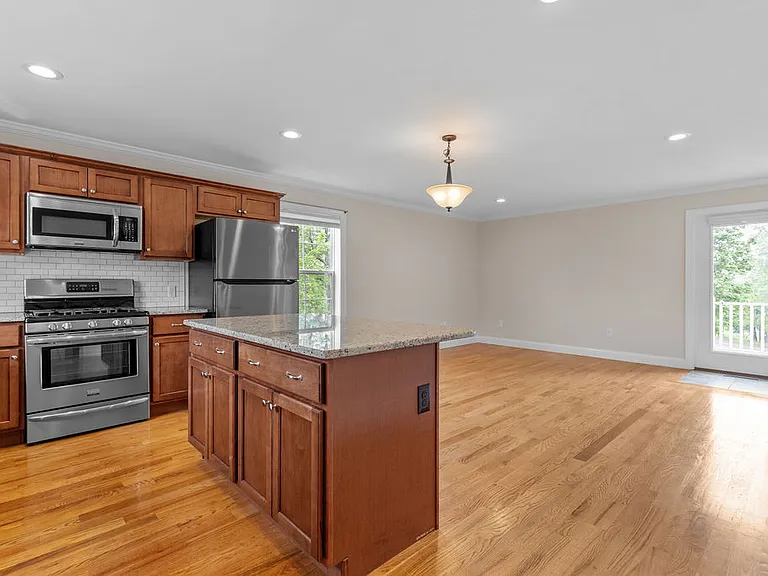 4331 Jordan Rd — Photo 2