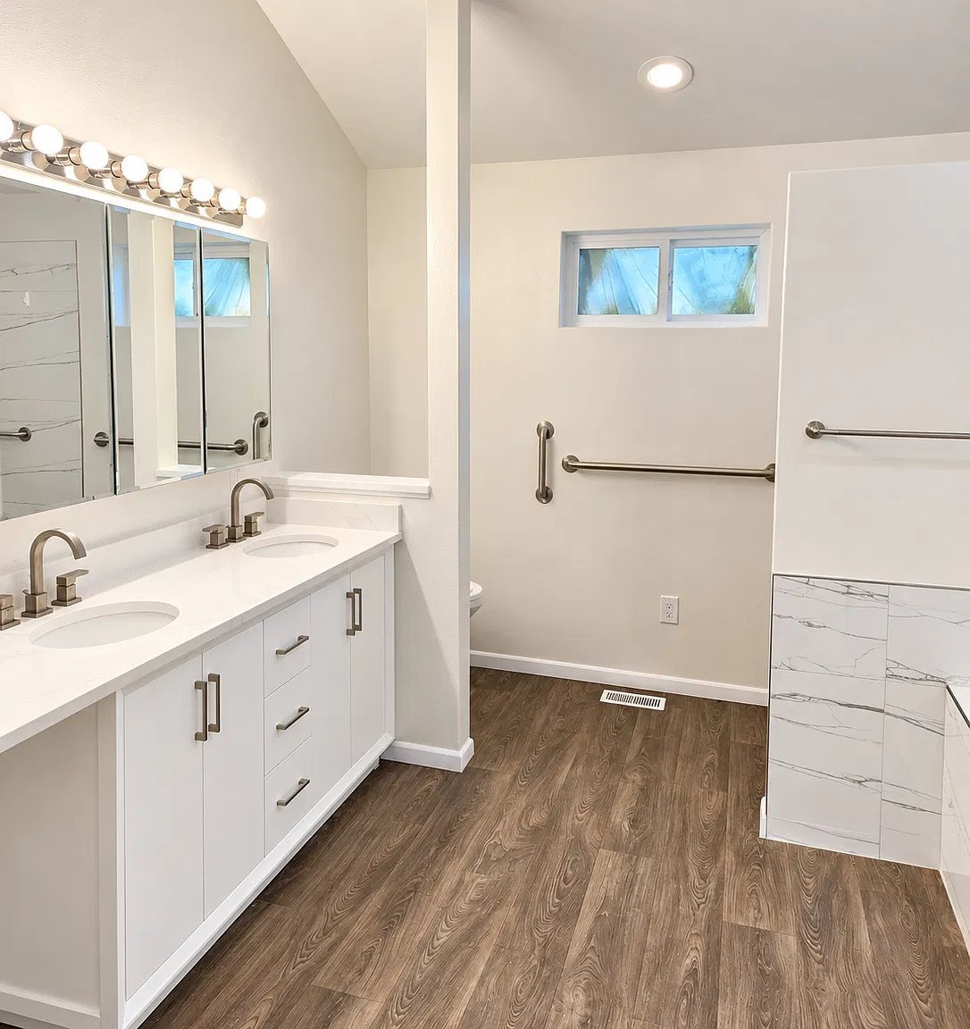 4 bed, 2.5 bath, 2307 sqft, $3,500 — Photo 1