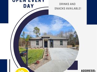 145 Stone Canyon Dr, Maumelle, AR 72113
