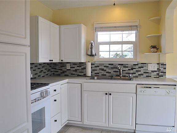 5th image of 7001 S Warner St