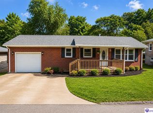 302 E Locust St, Greensburg, KY 42743