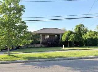 404 Rustic Rd #Basement, Toronto, ON M6L 1W7