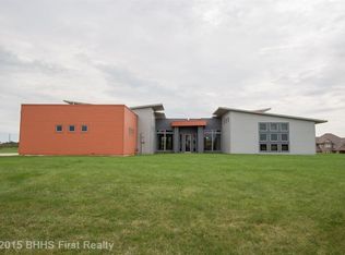 8206 Buchanan Trl, Norwalk, IA 50211