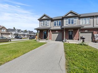 222 Heron St, Welland, ON L3C 0G7