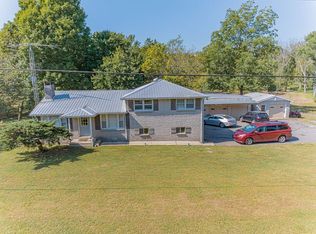 5907 Rock Creek Rd, Tullahoma, TN 37388