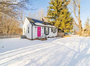 1089 Main St, Hope Valley, RI 02832