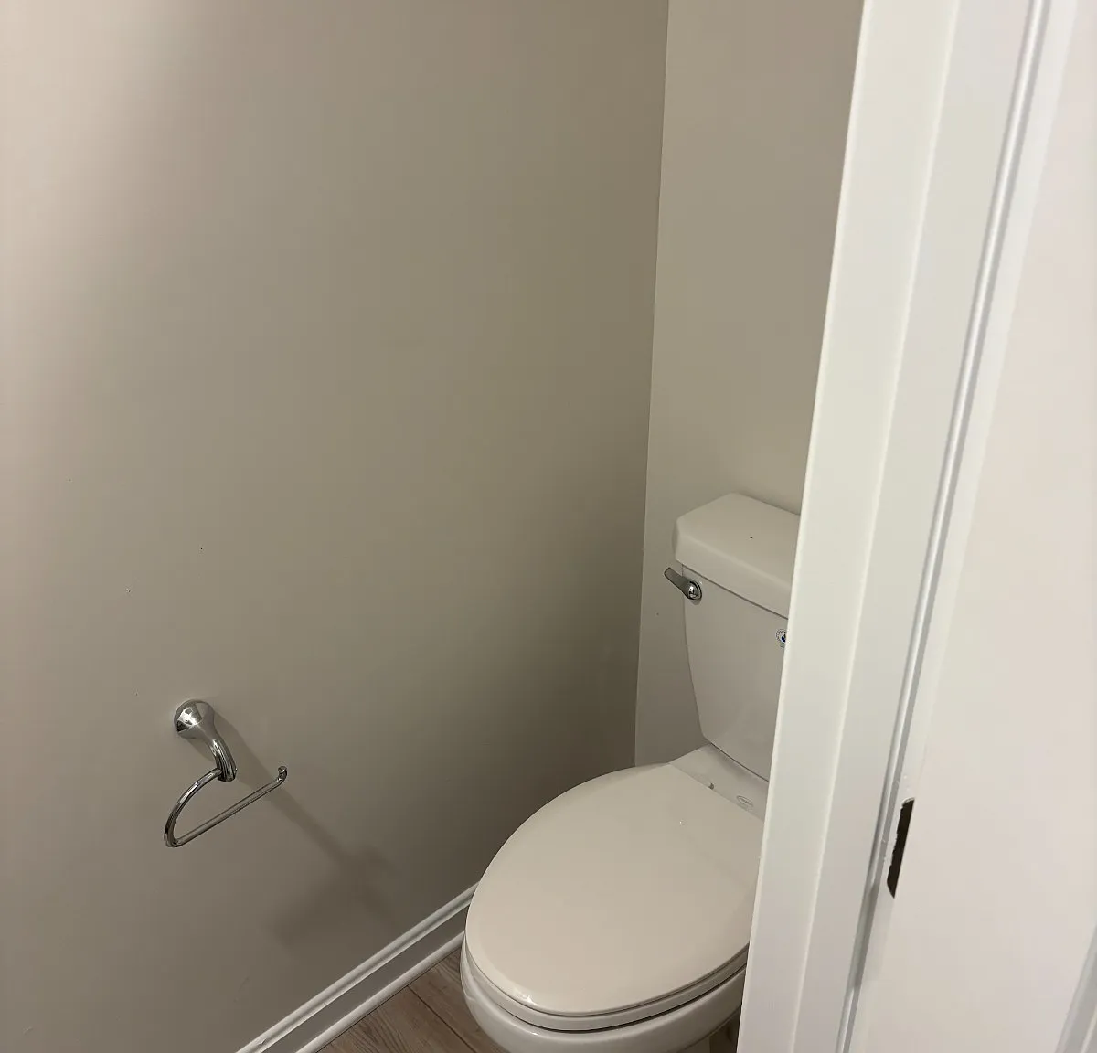 3 bed, 2025 sqft, $2,250 — Photo 4