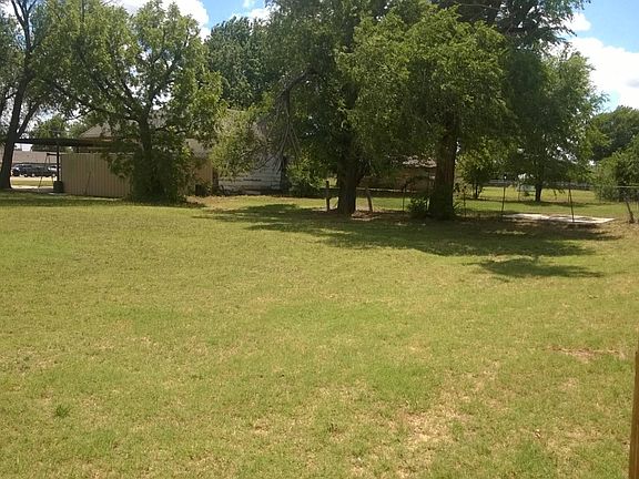 2nd image of 1901 W Avenue A