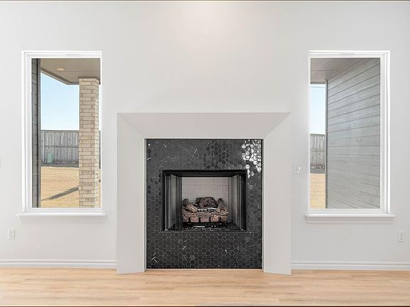 5th image of 9304 SW 44th Ter