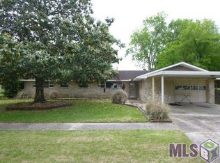 10180 Devonshire Dr, Baton Rouge, LA 70809