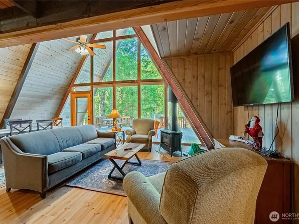 171 Timberline Drive, Packwood, WA 98361