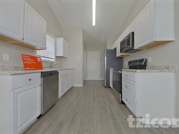 5th image of 234 Marshdeer Way