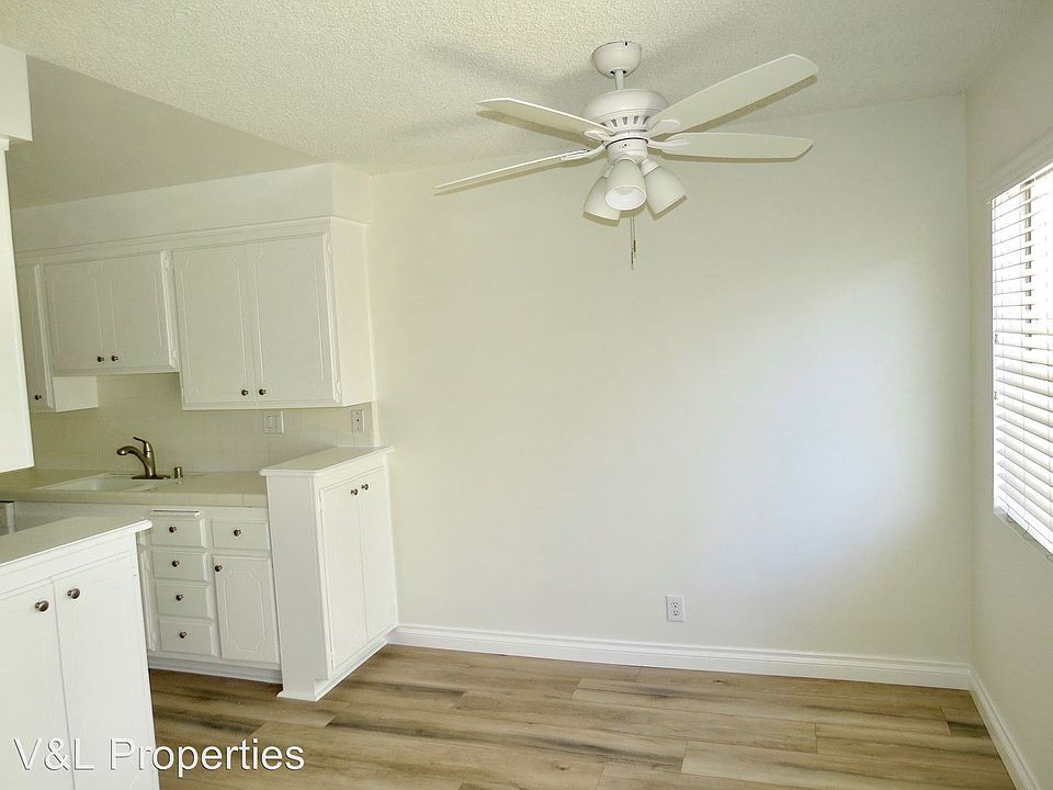 1st image of 1408 Armacost Ave APT 9