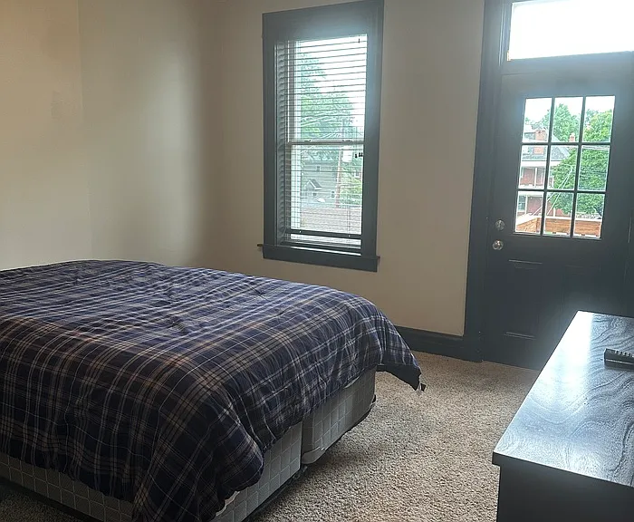 4249 Juniata St — Photo 12
