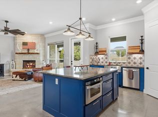 204 Martin Dr, Granbury, TX 76049