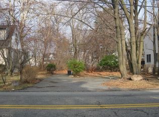 9 Emmet Ave, Morristown, NJ 07960