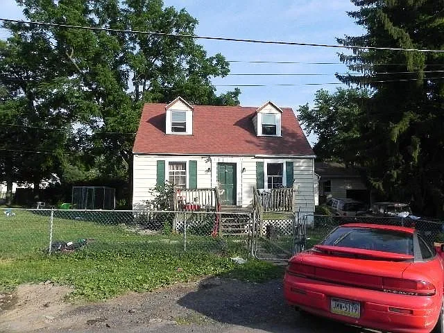1203 Dana Ave photo 1