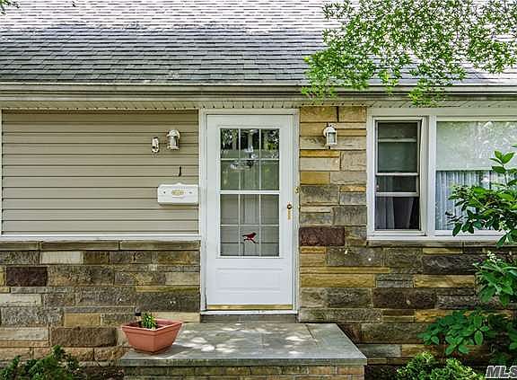 2nd image of 1 Westfield Pl