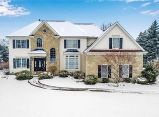 5332 Coyote Ct, Williamsville, NY 14221