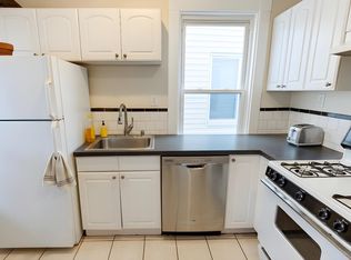 380 Washington St #3, Somerville, MA 02143