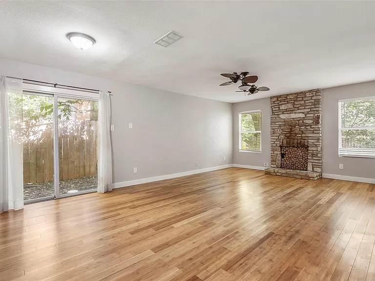 2402 Berkeley Ave #A — Photo 10