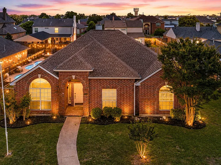 7318 Harbor Dr — Photo 3