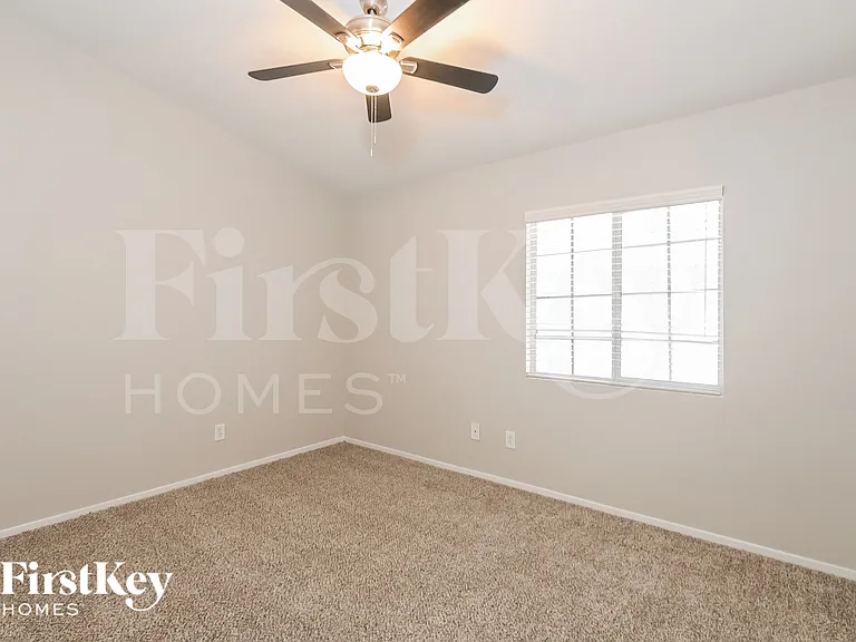 2465 Belt Buckley Dr — Photo 16