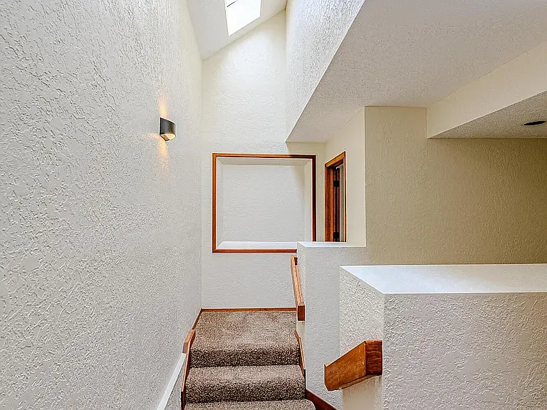 5137 Glenwood Pointe Ln NE #5137 — Photo 44