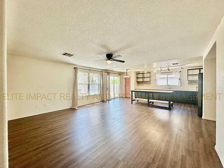10930 S San Clemente Camino — Photo 5