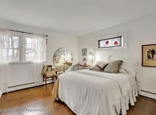 37 Mea Dr, Berkeley Heights, NJ 07922