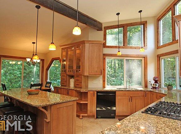 5th image of 4326 Fox Creek Dr