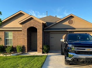 212 Camellia Dr, Hutto, TX 78634
