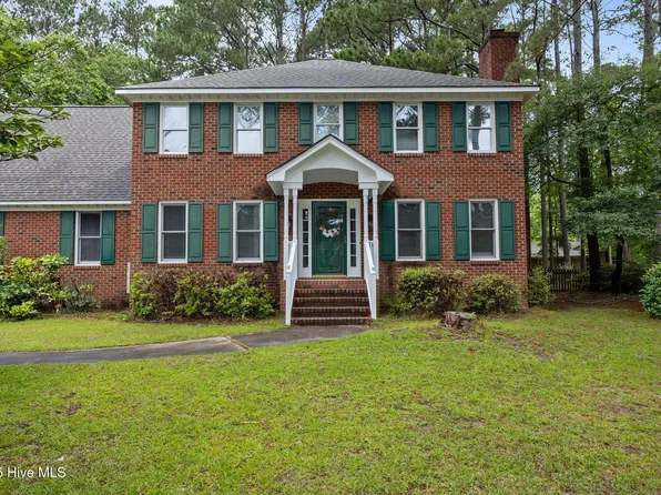 2305 Fieldstone Place, Greenville, NC 27858