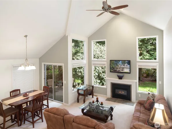 21 S Keel Way #A, Port Ludlow, WA 98365