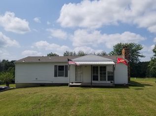 5613 SW Orchard Rd, Clarksdale, MO 64430