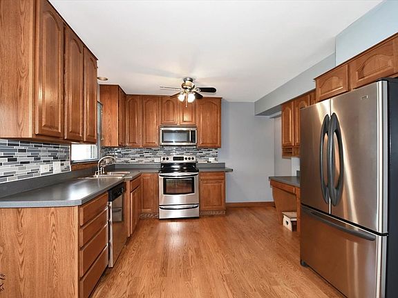 4th image of 12544 S Melvina Ave