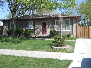 812 29th St, West Des Moines, IA 50265