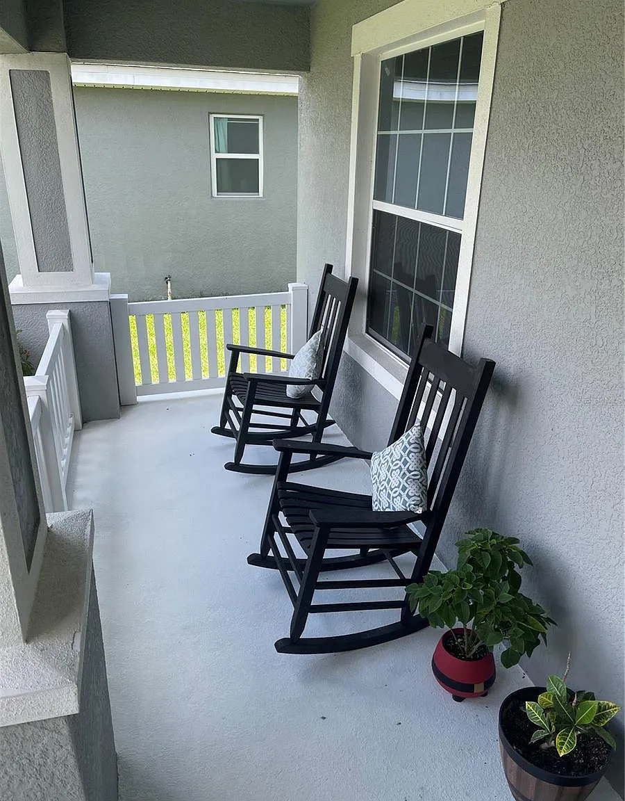 5 bed, 3.5 bath, $3,400 — Photo 2