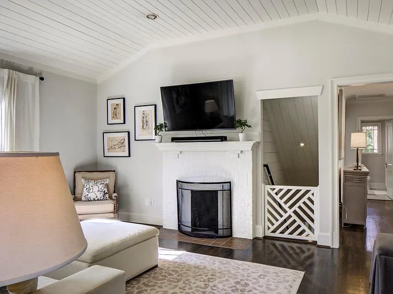 2192 Edison Ave NE — Photo 5