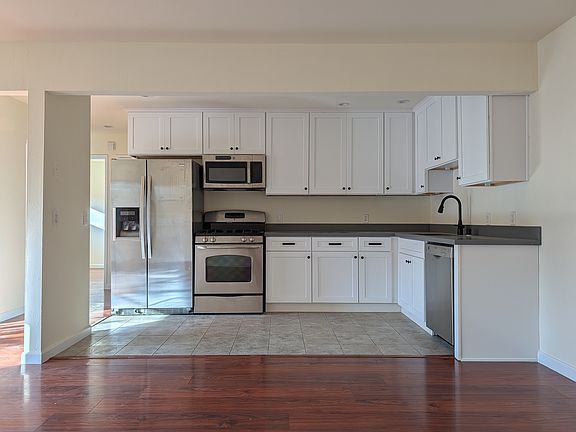 3rd image of 1710 Brandon St APT 5